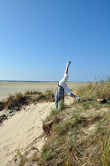 Obraz premium Sand dune jumping