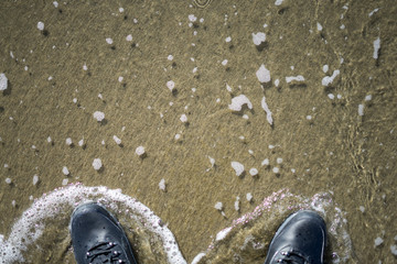 Step on the water in Ocean Beach, San Francisco. Cloud, spring.