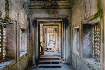 Fototapeta na wymiar Angkor Wat Hall