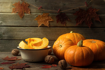 Pumpkin pieces and walnuts for pie. Helluin.