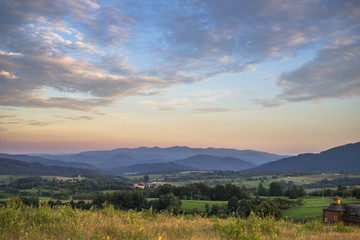 Fototapeta premium Bieszczady, widok na Lutowiska i Bieszczady wysokie