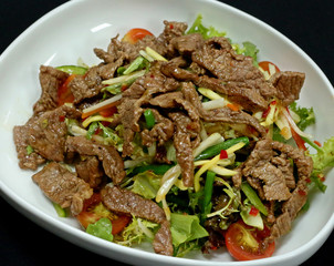 Thai beef salad with crunchy vegetables