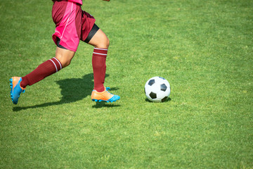 女子サッカー試合風景