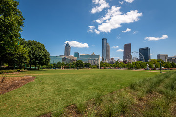 Fototapeta na wymiar Atlanta Skyline from Centennial Olympic Park