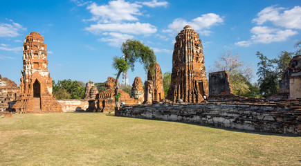 Fototapeta na wymiar Ruins of the old city of Ayutthaya, Thailand