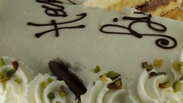 Torta di buon compleanno