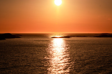Fototapeta premium sunset landscape water