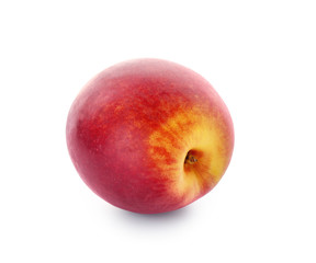 Obraz premium Fresh peach on white background
