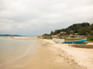 Fototapeta na wymiar A view of Forte beach in Florianopolis, Brazil