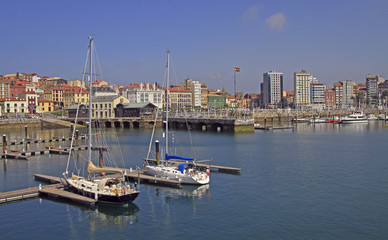 Fototapeta na wymiar Gijon marina with many yachts in Spain