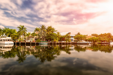 Obraz premium Miami city on sunset