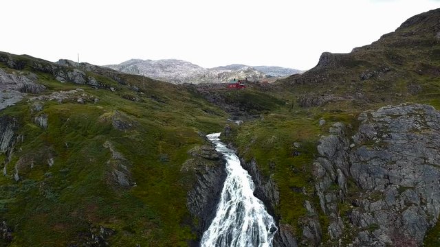 Rivers and lakes in the norwegian mountains