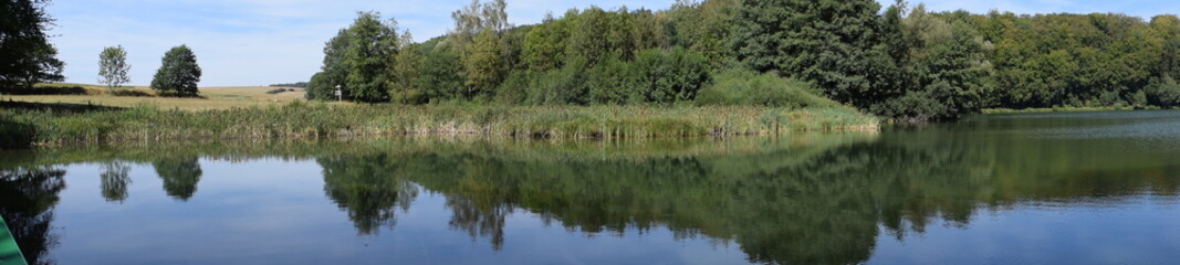 spiegelndes Holzmaar © Markus Volk