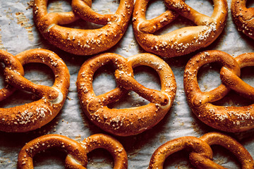 Oktoberfest Brezel frisch aus der Backofen