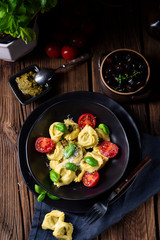 rustic spinach tortellini with cheese and cocktail cocktail tomatoes