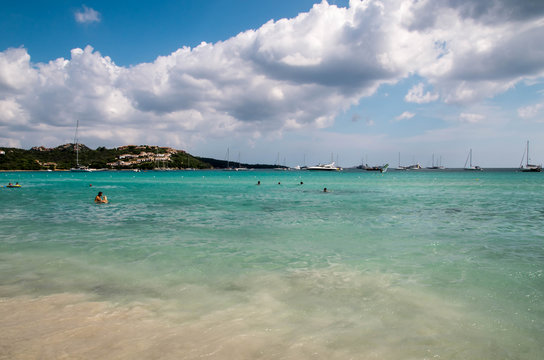 Plage De Marinella En Sardaigne