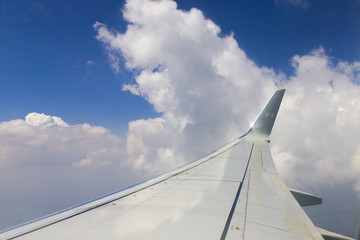 wing cloud blue white