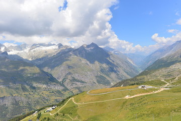 Fototapeta premium Zermatt - Bergmassiv in den Walliser Alpen 