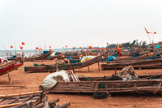 Vietnamese fishing boats 