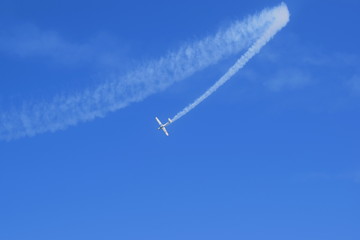 Maniobras durante el Festival Aéreo de Gijón.