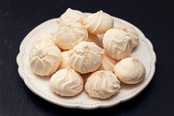merengues on dish
