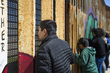 Tijuana - il muro della vergogna