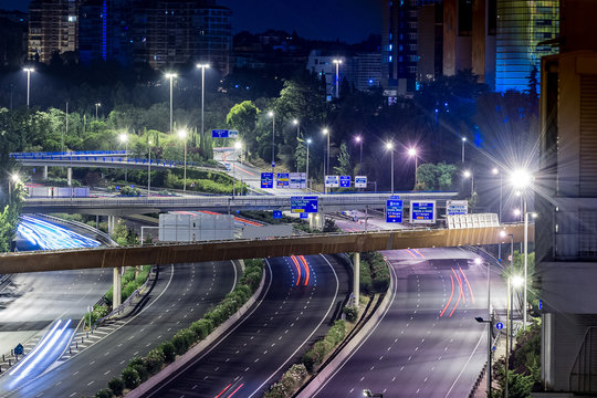 Madrid's M30 motorway near the Plaza de Ventas and Torrespa&ntilde;a