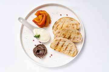 toasts with grilled vegetables