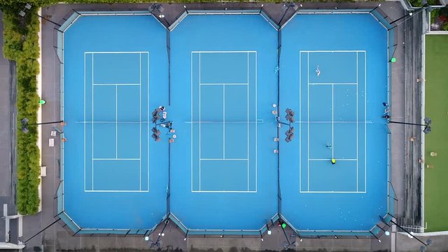 Aerial shot of tennis court birdseye