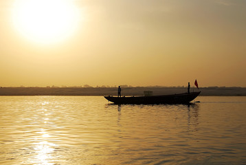 India. Varanasi. Ganges.
