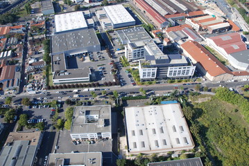 Fototapeta Vue aérienne d'une zone d'activités obraz