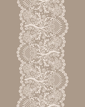 Seamless white lace