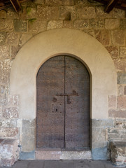 Puerta forjada en Sant Iscle de Colltort