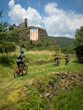 Bicicleta de monta&ntilde;a en La Garrotxa