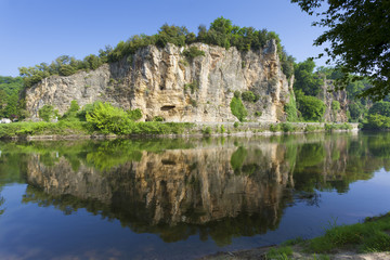 Fototapeta na wymiar River Dordogne, Domme, Dordogne, Nouvelle-Aquitaine, France