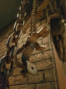 Restraints of imprisonment