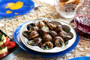 Snails with garlic sauce