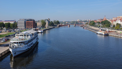 Obraz premium Szczecin, View of the Odra river and historical architecture