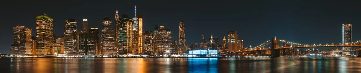 Abwaschbare Fototapete Die Skyline von Manhattan und die Brooklyn Bridge © Jeroen Verzijden