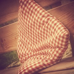 rot weiss kariertes Kissen (Tirol - Landhaus) 