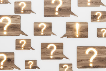 Exclamation and question marks on speech bubbles