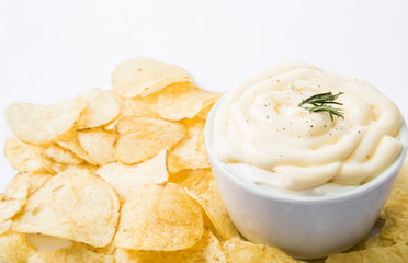 potato chips and mayonnaise sauce