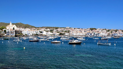 Fototapeta na wymiar Main view of Cadaqués bay and village, from 