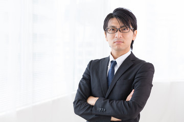 笑顔のミドル男性　ビジネス