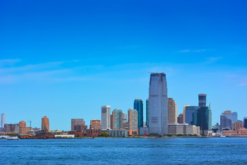 Fototapeta na wymiar View of Manhattan from the gulf