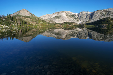 Fototapeta na wymiar Mountain Reflections