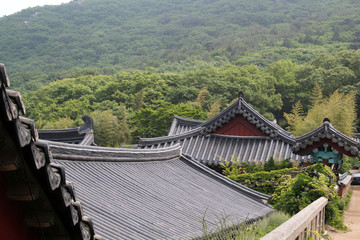 Fototapeta premium Beomeosa Buddhist Temple