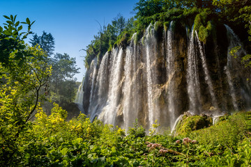 Naklejka premium Beautiful waterfall in Plitvice Lakes National Park. Croatia