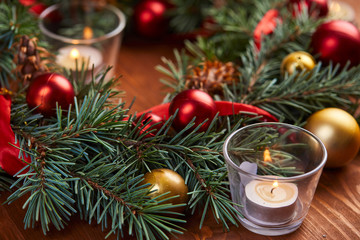 christmas wreath with red and golden balls