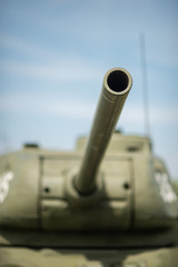 Self-propelled howitzer on crawler tracks with rotating turret